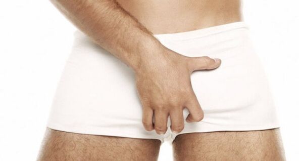 Un homme avec une faible puissance